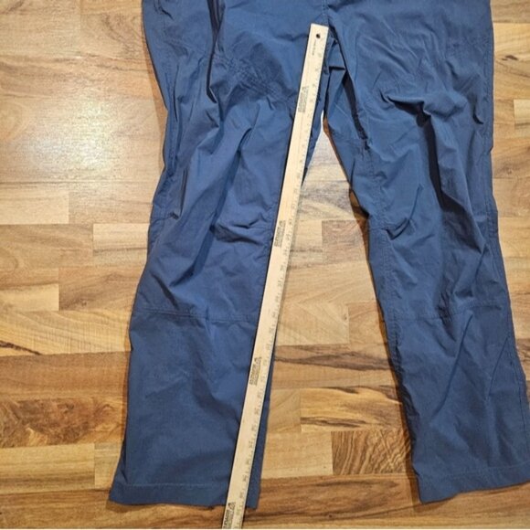 Mountain Hardwear Hiking Pants Men’s 42 Gray Nylon Stretch - Picture 12 of 12